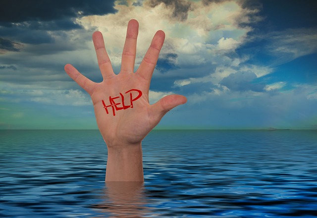 Drowning in Work? Here’s How to Ask a Colleague for Help.